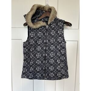 Talbots Women's Knit Vest Faux Fur Medium Snowflake Winter